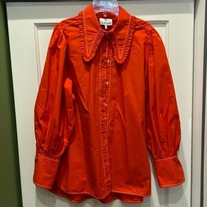 Beautiful color and design! Purchased from Bloomingdale’s in California